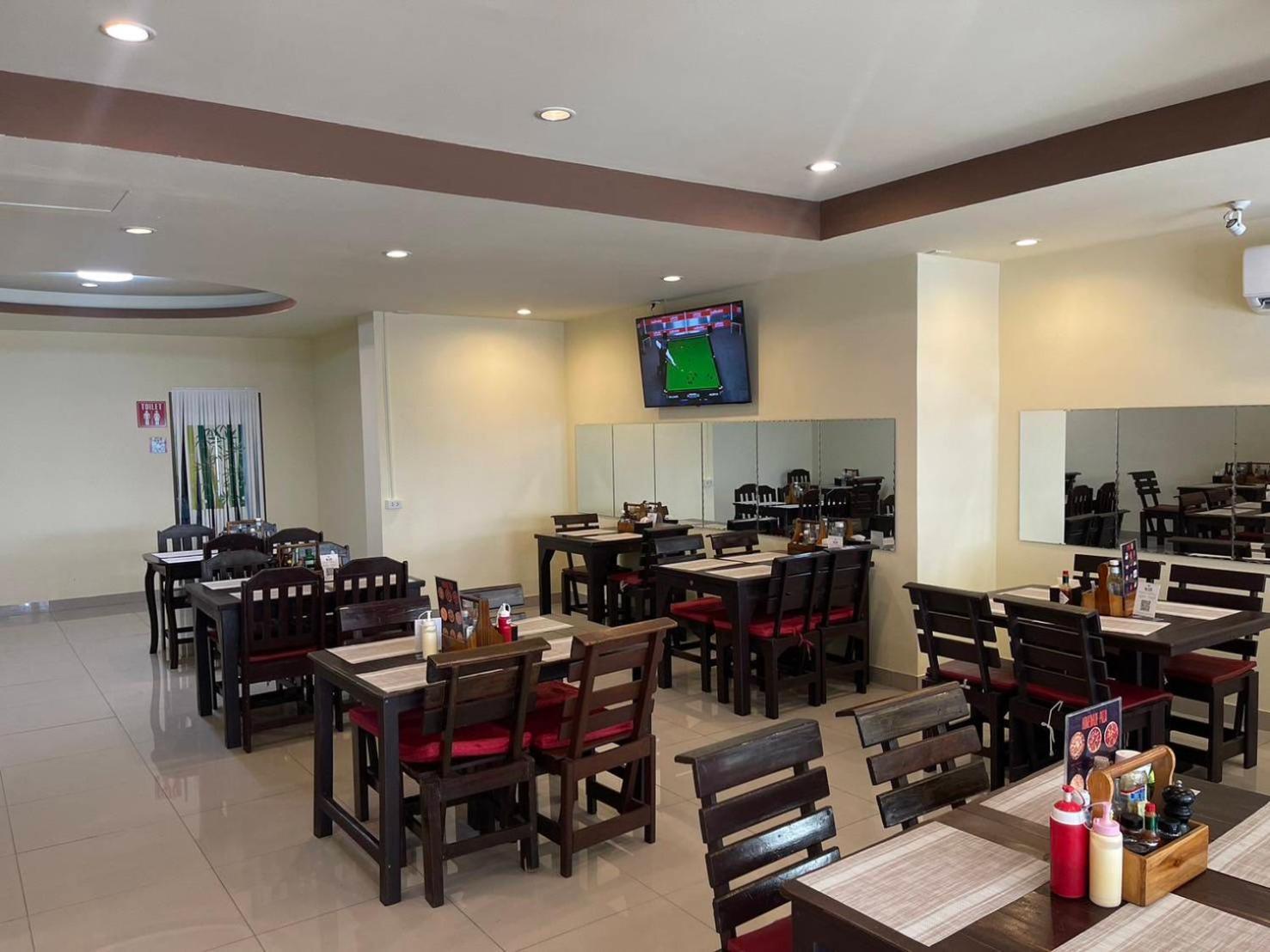 Auberge de jeunesse Malee House&Restaurant à Pattaya Extérieur photo