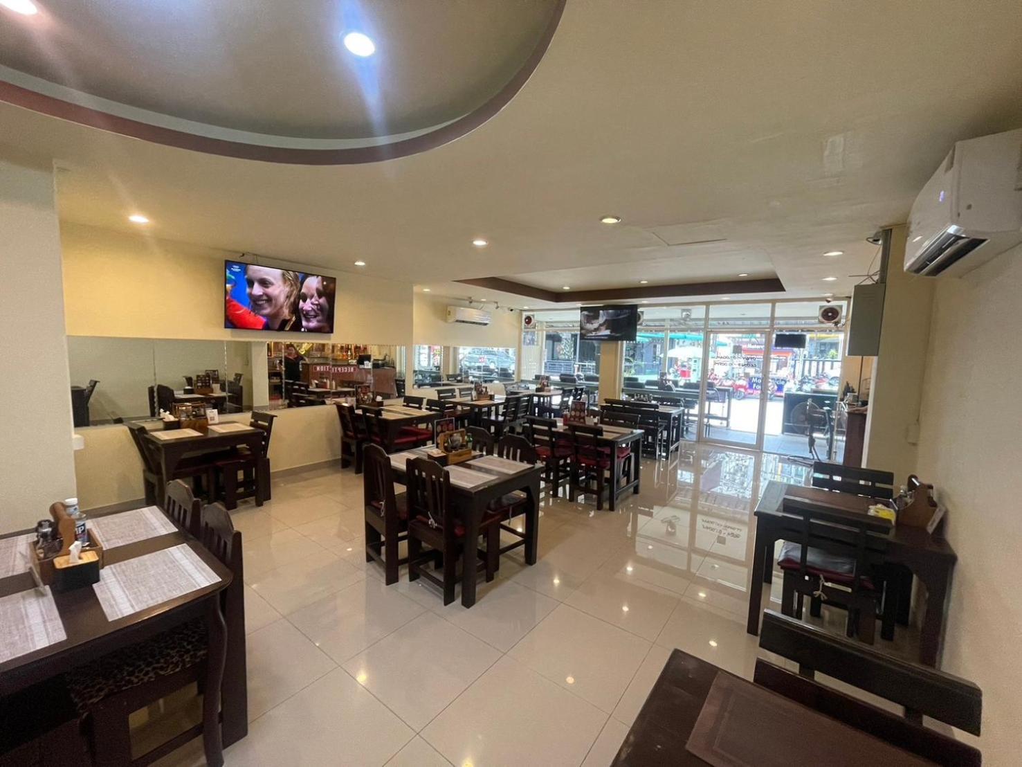 Auberge de jeunesse Malee House&Restaurant à Pattaya Extérieur photo